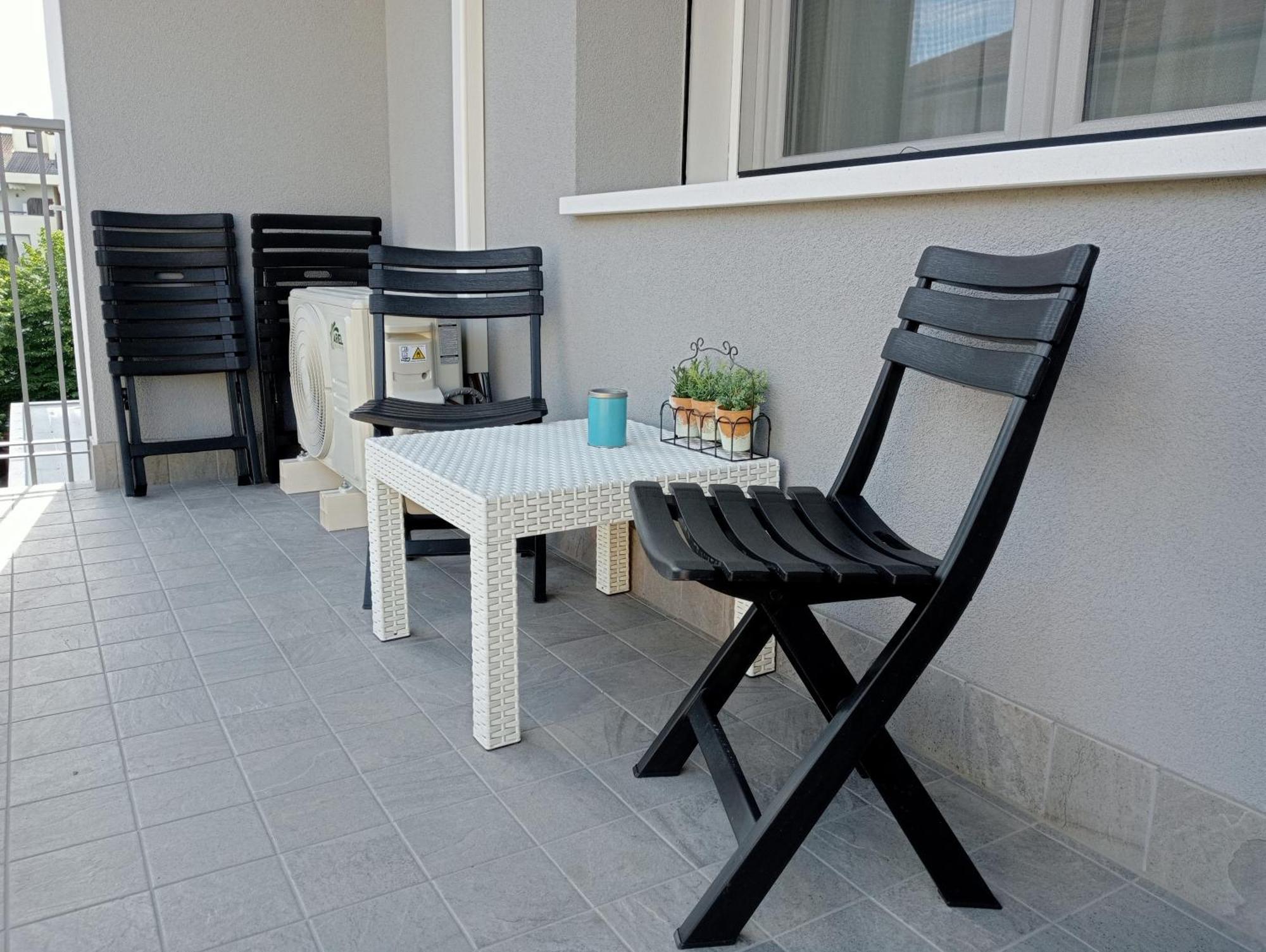 Giovigemini Apartment เตรวิโซ ภายนอก รูปภาพ
